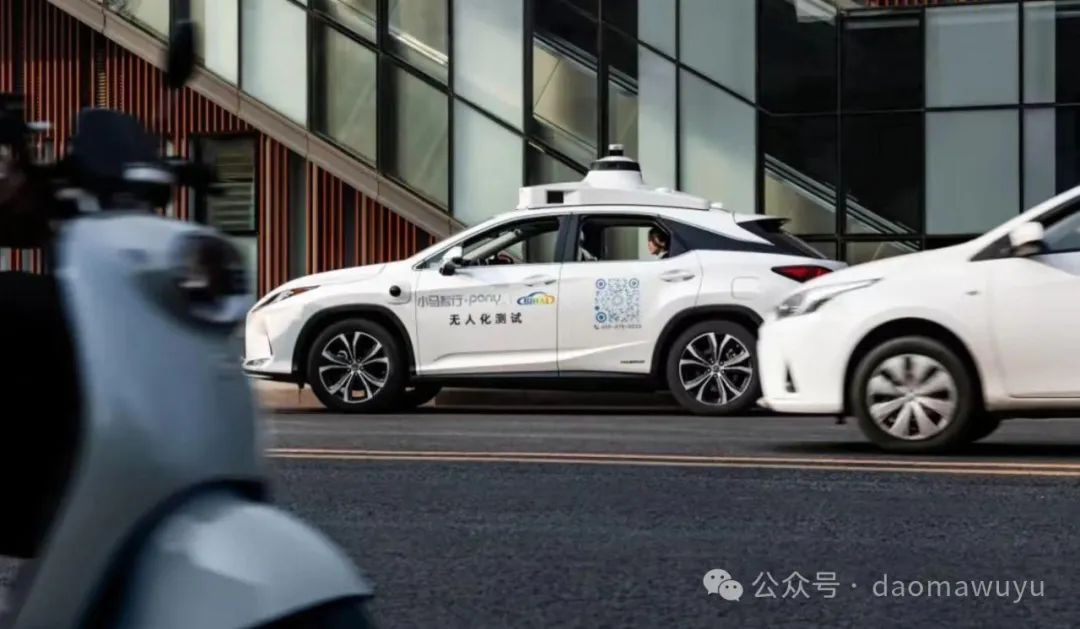 小马智行开跑了，Robotaxi大战更热闹了插图